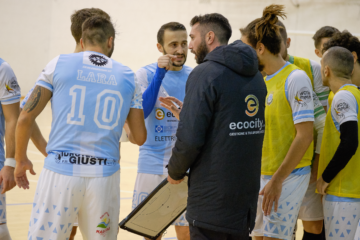 Giro di boa: l’Ecocity Futsal Cisterna al Pala Tarquini contro il Real Ciampino