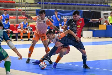 New Taranto beffata nel finale: con Pescara finisce 3-3, tutto rimandato al ritorno